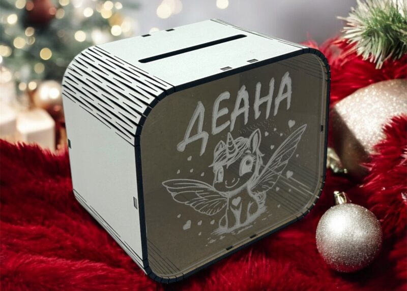 Детска каса за пари ПЕРСОНАЛИЗИРАНА